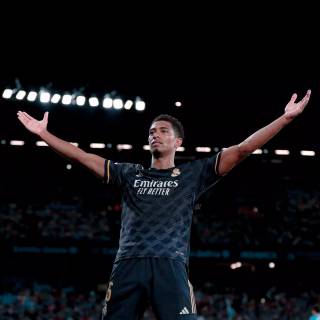 Jude Bellingham phone wallpaper