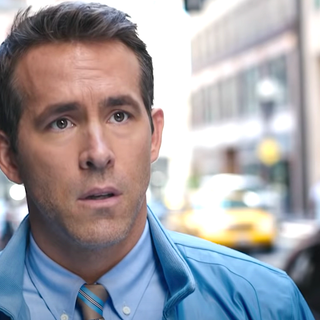 Free Guy Ryan Reynolds wallpaper