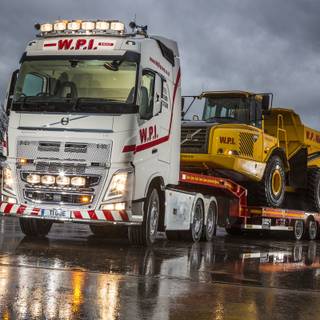 Volvo FH500 wallpaper