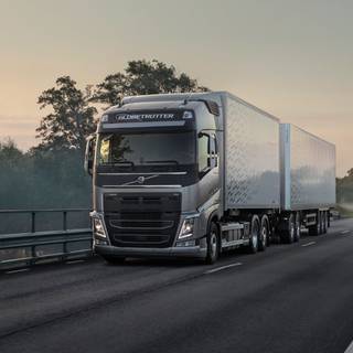 Volvo FH500 wallpaper