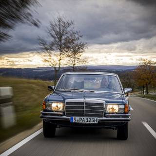 Mercedes-Benz W116 wallpaper