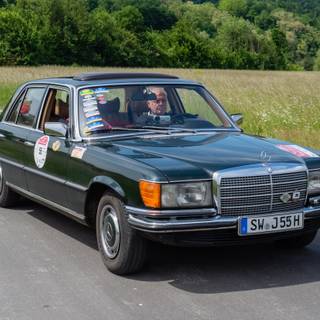 Mercedes-Benz W116 wallpaper