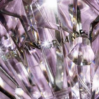 Ariana Grande perfume wallpaper