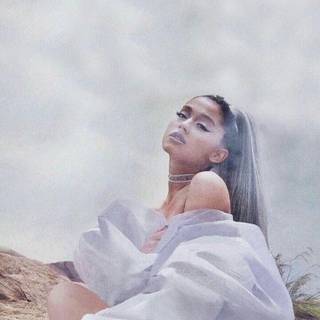 Ariana Grande perfume wallpaper