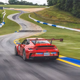 Porsche 911 GT3 Chromebook wallpaper