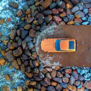 Lamborghini beach wallpaper