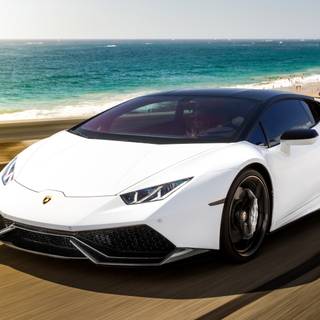 Lamborghini beach wallpaper