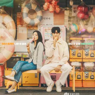 Doctor Slump wallpaper