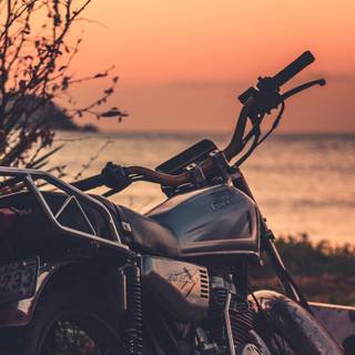 1366x768 motor wallpaper