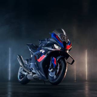 1366x768 motor wallpaper