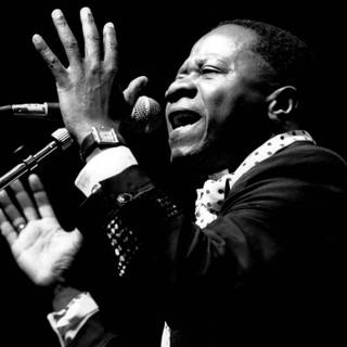 Papa Wemba wallpaper