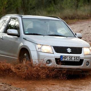 Suzuki Grand Vitara wallpaper