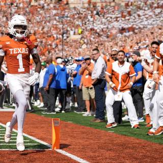 Xavier Worthy wallpaper