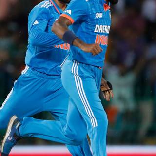 Hardik and Virat Kohli wallpaper