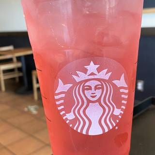 Strawberry acai lemonade wallpaper