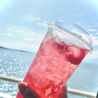 Strawberry acai lemonade wallpaper