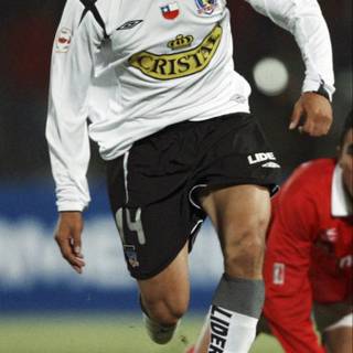 Matías Fernández wallpaper