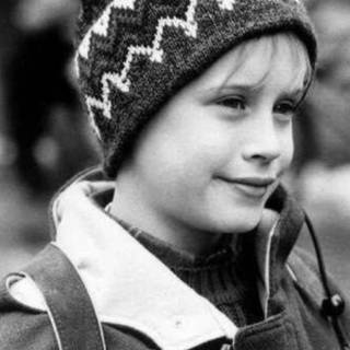 Home Alone phone wallpaper