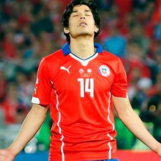 Matías Fernández wallpaper