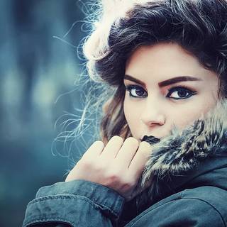 Desktop 4k girl wallpaper