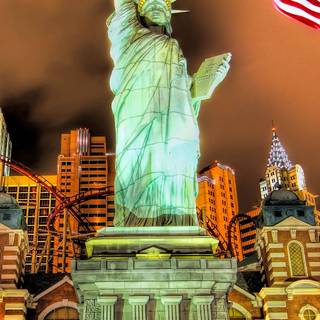 Statue of Liberty iPhone wallpaper