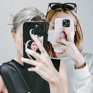 Phone selfie wallpaper