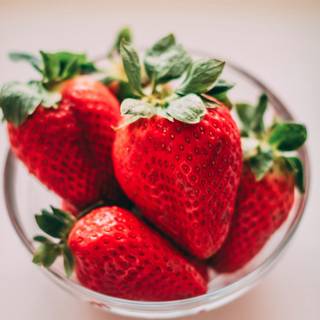 Strawberries 4k iPhone aesthetic wallpaper