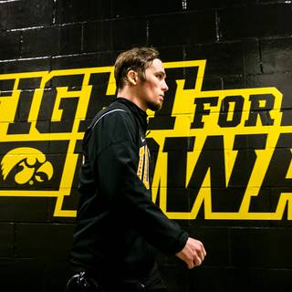 Iowa Hawkeyes wrestling wallpaper