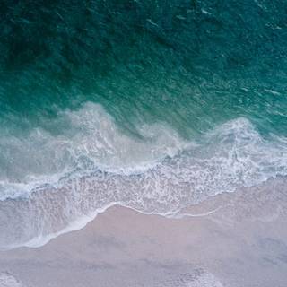 iPhone sea 4k wallpaper