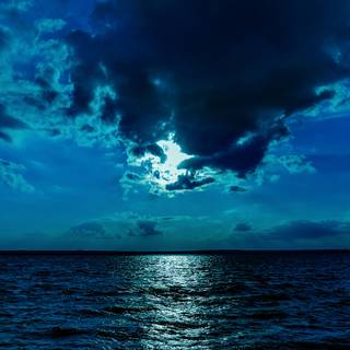 iPhone sea 4k wallpaper