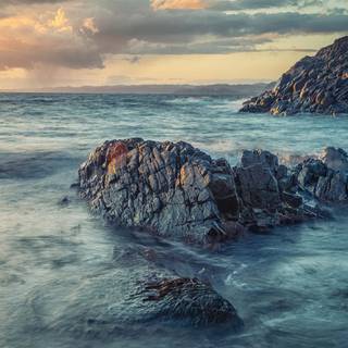 iPhone sea 4k wallpaper