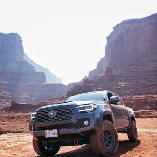 Toyota Tacoma iPhone wallpaper