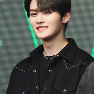 Lee Know SKZ wallpaper