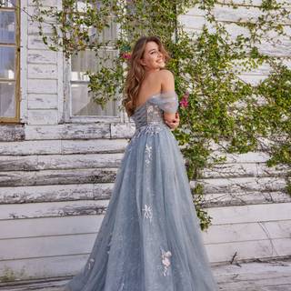 Diamond dress wallpaper