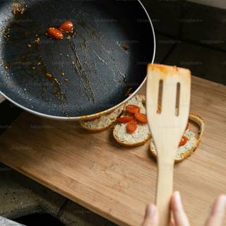 Frying pan wallpaper