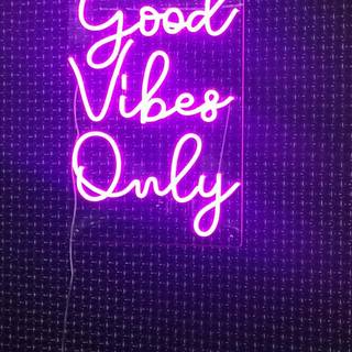 iPhone vibes wallpaper