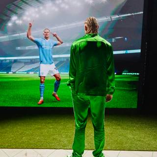 FC24 iPhone wallpaper