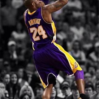 iPhone 13 NBA wallpaper