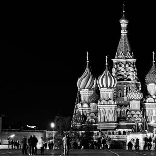 Black and white building wallpaper