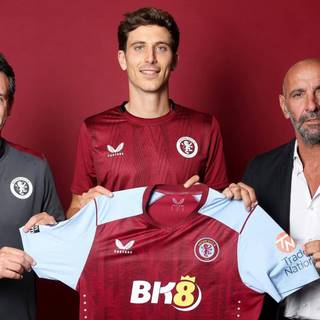 Pau Torres wallpaper