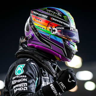 Lewis Hamilton helmet wallpaper