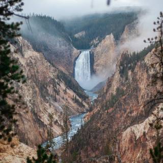 Yellowstone iPhone wallpaper