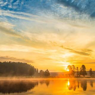 Yellowstone iPhone wallpaper