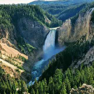 Yellowstone iPhone wallpaper