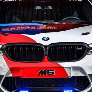 BMW iPhone 13 wallpaper