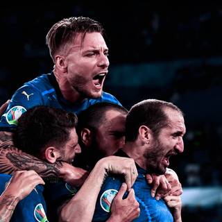 Italy soccer team 4k iPhone wallpaper