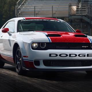 Desktop Dodge Challenger 4k wallpaper