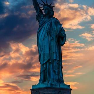 Statue phone wallpaper