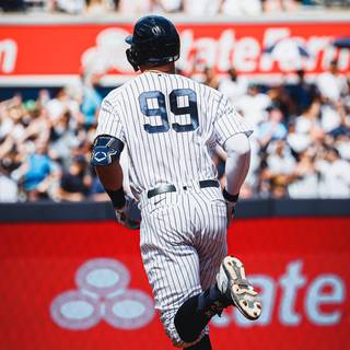 Aaron Judge iPhone wallpaper