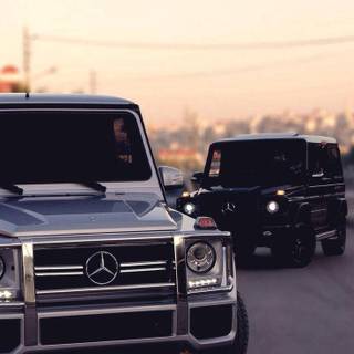 Suv iPhone wallpaper